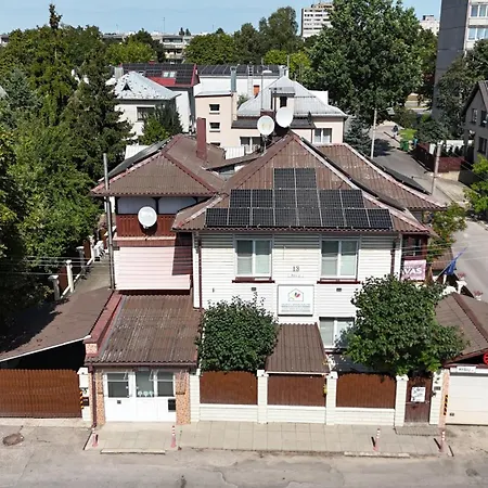 Savas 3 And Parking 4* Kaunas